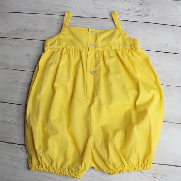 Vintage Baby Girl's Bubble Romper Shorts Bonnet Hat Set Size 6-9 Mo - Picture 6 of 7